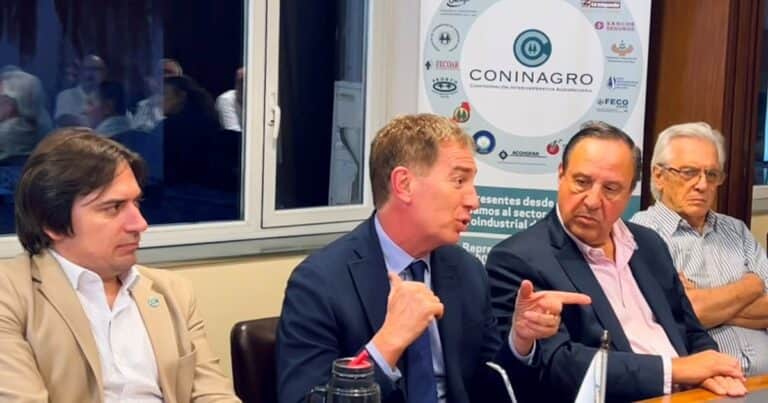 Santilli participó en una reunión de Coninagro y se mostró confiado en que la reforma laboral tendrá media sanción la semana que viene