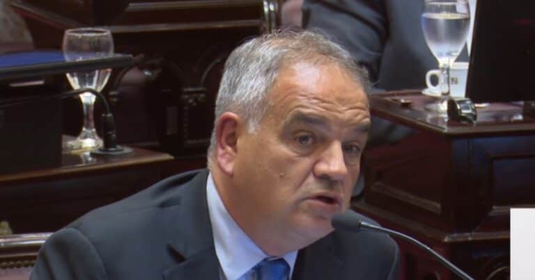 “Las siete llaves del misterio”: un senador puntano denunció que la oposición recibió el borrador final de la reforma laboral horas antes de la sesión