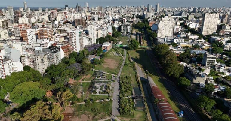 Cuáles son los 9 barrios porteños que concentran casi 70% de las obras en construcción en la Ciudad