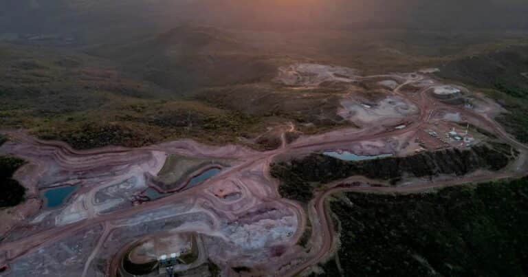 Tierras raras: cómo es el mercado mundial al que busca entrar Argentina luego de no producir durante 70 años