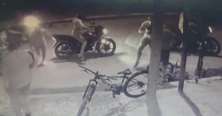 González Catán: motochorros atacaron a su hijo en la puerta de su casa, salió a defenderlo y le dispararon cuatro tiros