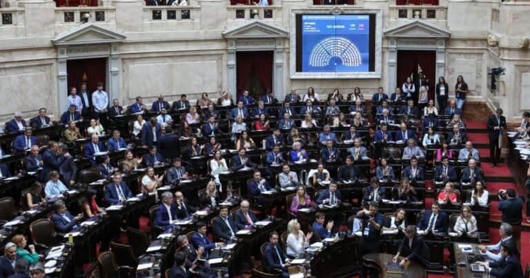 Javier Milei y sus medidas, EN VIVO: tras su victoria en el Senado, el Gobierno acelera el avance de la reforma laboral en Diputados