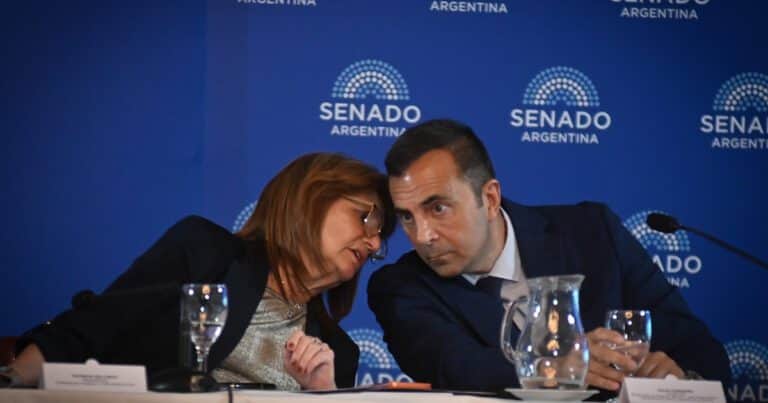 El secretario de Trabajo defendió la reforma laboral y chicaneó a la oposición y la CGT: «Algunos reclaman derechos fantásticos que no tiene nadie»