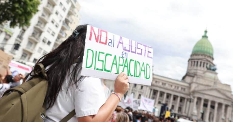 El Gobierno reglamentó la ley de emergencia en discapacidad: qué cambia y por qué se activó ahora