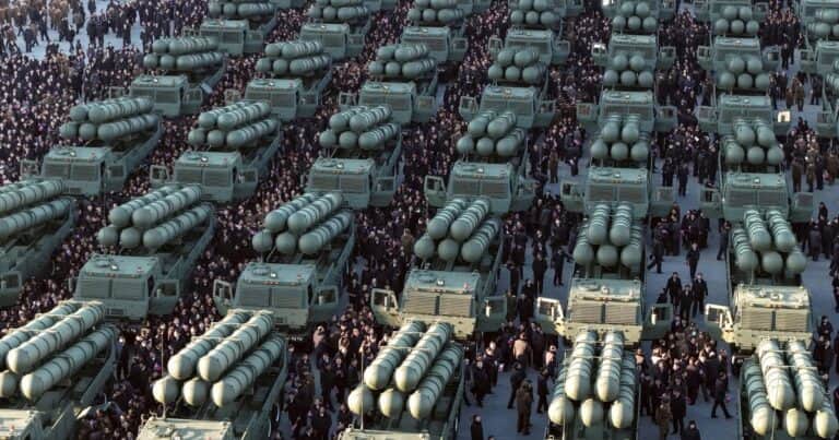 Kim presentó el arma «más potente del mundo»: «Cuando se use no se podrá esperar la protección de Dios»