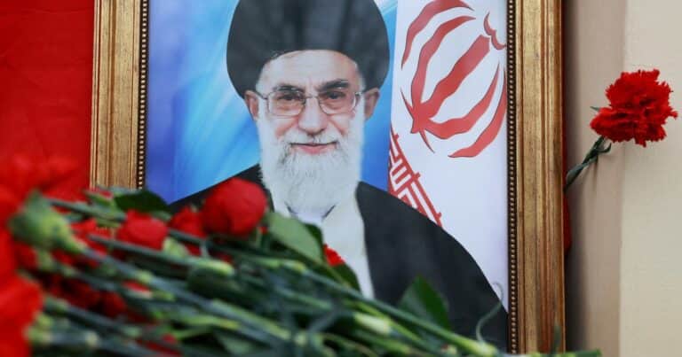 El líder supremo de Irán asesinado estaba acusado por el atentado a la AMIA en un rol clave