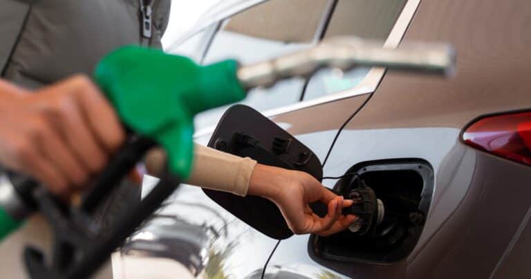Precios de la nafta y el gasoil: expectativa por el impacto de la suba del petróleo y el gas por la guerra en Irán
