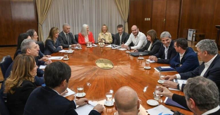 Bullrich reunió a la oposición aliada con Luis «Toto» Caputo y pateó la discusión por los pliegos y la reforma electoral