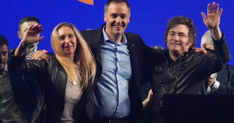A un mes del Adornigate: la situación del jefe de Gabinete divide más al Gobierno y abre nuevas internas en el oficialismo