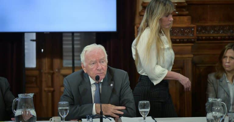 Carlos Mahiques buscó despegarse del escándalo de la AFA y dio otro paso para seguir como camarista