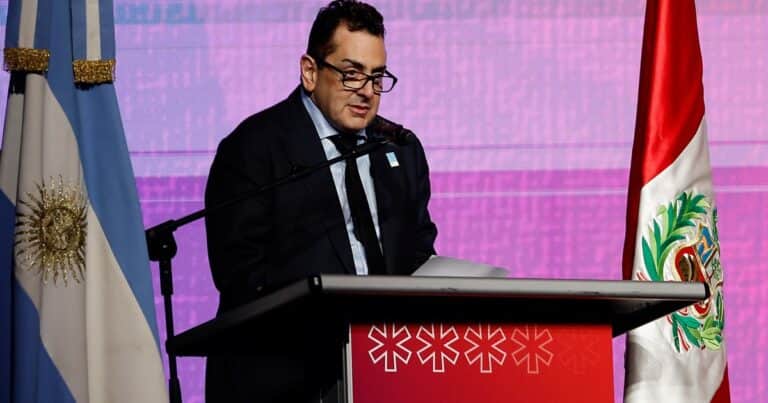 Leonardo Cifelli apuntó contra el kirchnerismo por el escrache en la Feria del Libro: «Esto no pasaba con Cristina, ni con Néstor ni con Alberto»