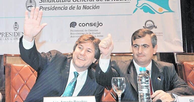 Procesaron a otros dos funcionarios de Cristina Kirchner por violentar una asamblea de Papel Prensa