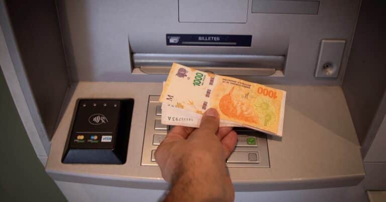 Arranca el paro de los empleados del Banco Central por el cierre de las tesorerías