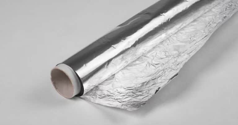 El truco con papel aluminio para eliminar la humedad de forma fácil y económica