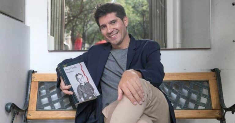 Paco Cerdá: «Recelo mucho de una memoria solo para fanáticos»