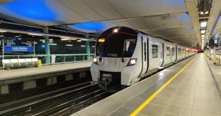 Adiós al GPS: el primer tren del mundo con navegación cuántica ya está en marcha