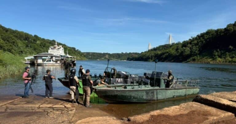 Personal de Prefectura y contrabandistas se enfrentaron a los tiros en el río Paraná