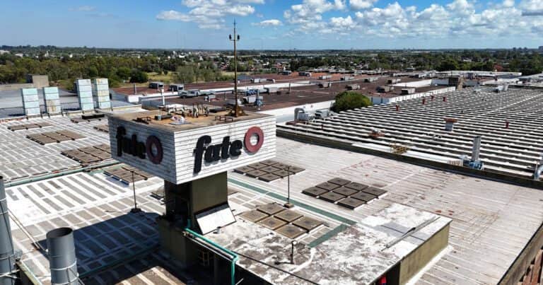 Sin acuerdo en la Justicia, FATE avanza con el «plan goteo» e insiste en que no pagará salarios
