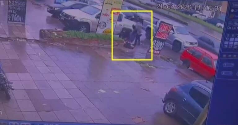 «Nos acostumbramos a vivir con miedo»: la angustia de los vecinos de Isidro Casanova tras el crimen del custodio de una pollería