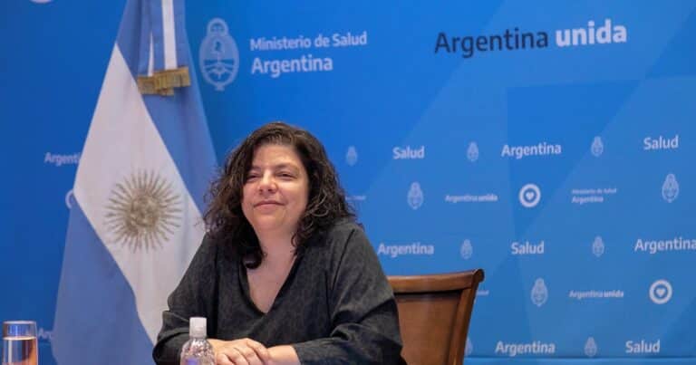 Citaron a indagatoria a la exministra Carla Vizzotti y al empresario Hugo Sigman por el retraso en comprar vacunas contra el Coronavirus