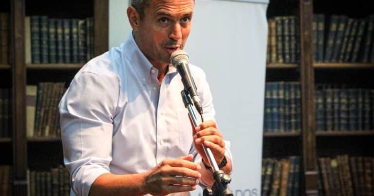 «Compren pochoclo, va a ser picante»: Martín Menen confirmó que Adorni dará su informe ante el Congreso