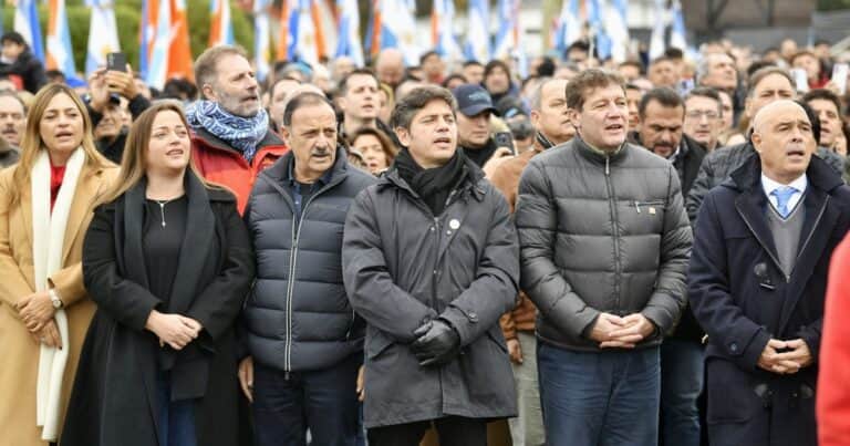 Kicillof retoma la idea de las nuevas canciones: el plan para conectar con el interior y no caer en la “defensa boba” de los derechos y el Estado