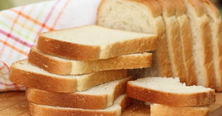 Ni pan blanco ni tostadas: las dos opciones más nutritivas para acompañar el almuerzo