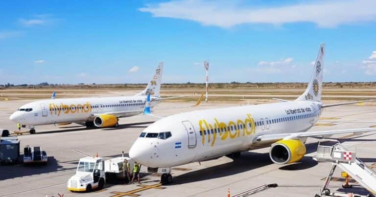 Tras las cancelaciones, Flybondi retrasa el pago de salarios de marzo a sus empleados