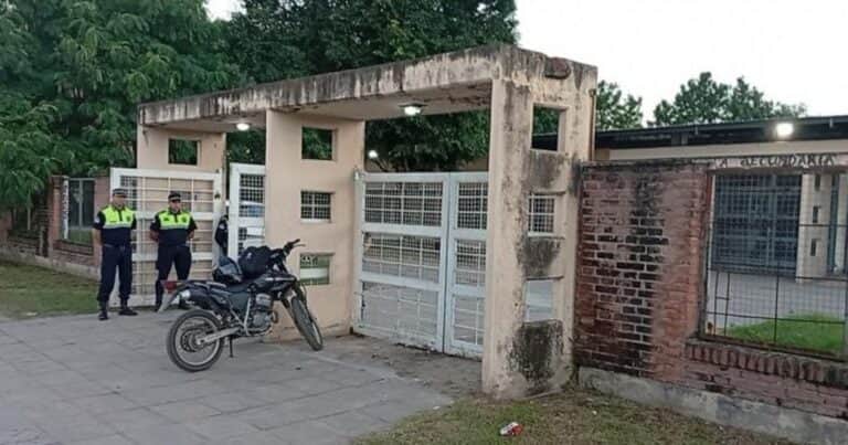 Otro alumno con un arma en un colegio: estaba cargada y lo detuvieron