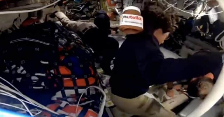 Un frasco de Nutella flotó dentro de la nave Orion