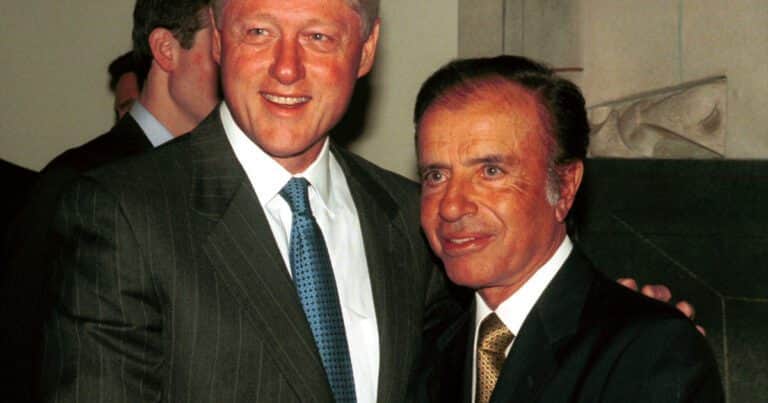Cuando el mercado no se abre y Washington te da garantías: el antecedente de los 90 con Menem y el plan de Caputo