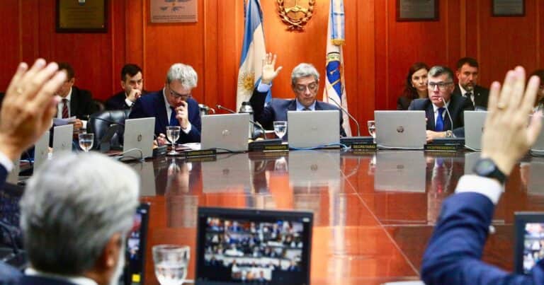 Advierten que 12 de 67 candidatos a jueces que el Gobierno mandó al Senado «saltaron» las órdenes de mérito
