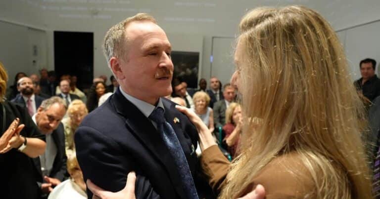 Nuevo respaldo de Estados Unidos: «Las reformas estructurales no son fáciles, haremos lo necesario para ayudar a la Argentina»