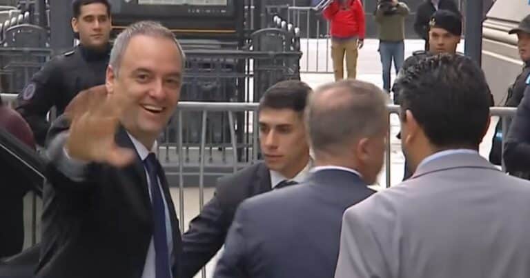 El fiscal acudió al órgano financiero de la Procuración para determinar si hay inconsistencias en el patrimonio de Adorni