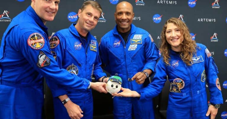 Un nene de 8 años logró enviar en la misión Artemis II a su pequeño juguete