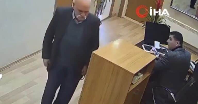 Locura en Turquía: un anciano atacó a un empleado municipal con un hacha