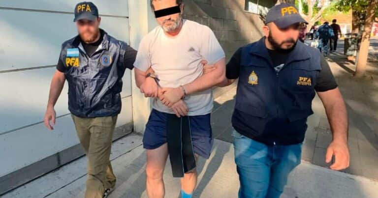 Detuvieron en Argentina a un exmilitar mexicano: quieren deportarlo y pide asilo político porque teme por su vida