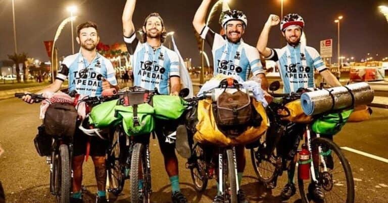 Cómo sigue la travesía de los cuatro amigos argentinos que van en bicicleta al Mundial 2026: «Nos sentimos muy motivados por el mensaje que queremos transmitir»