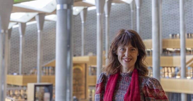Irene Vallejo definió a Alejandría como el “kilómetro cero” de la historia de los libros