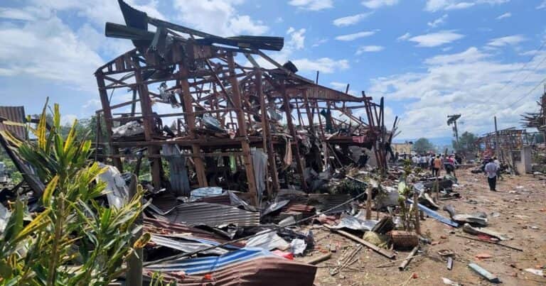 Devastadora explosión en Myanmar deja al menos 50 muertos y más de 70 heridos: «Parecía que el mundo se había acabado»