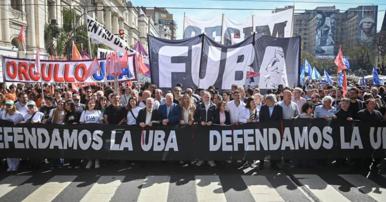 La UBA convocó a una nueva marcha en reclamos de fondos y el Gobierno habla de extorsión política