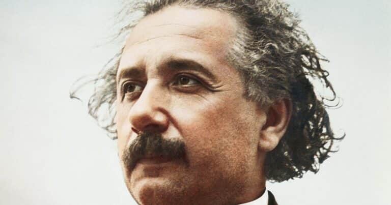 Albert Einstein, tras abandonar Alemania: “Lo importante es no dejar de cuestionar. La curiosidad tiene su propia razón de ser”