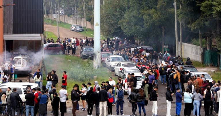 Más de 10 cuadras para conseguir un empleo: las cifras que explican el fenómeno y las expectativas que no ilusionan