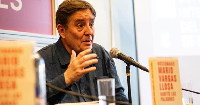 Luis García Montero: “La democracia no es solo votar”