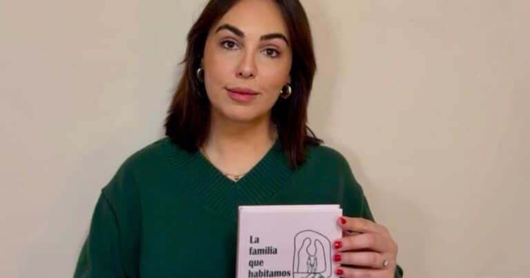 Violeta Acedo, psicóloga: “Los padres creen que más juguetes harán felices a los niños, pero puede afectar más de lo que creen”