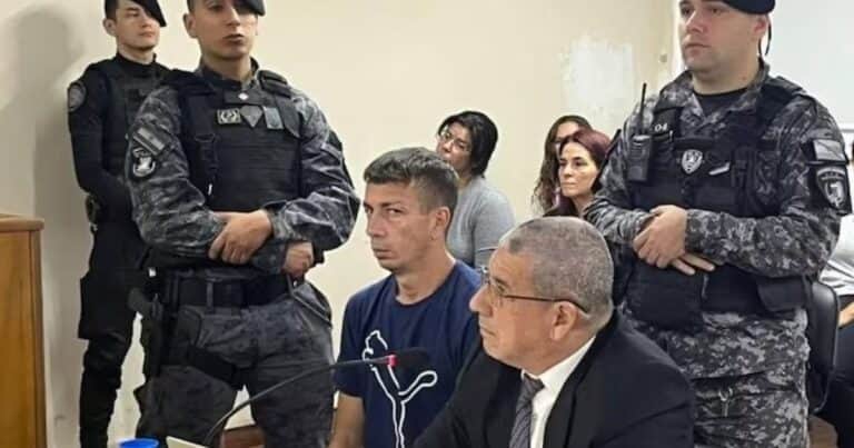 Invitó a su amigo a cenar, lo acuchilló y violó a la novia: le dieron perpetua