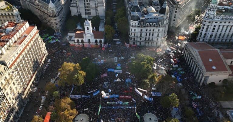 La persistente guerra de Javier Milei a las Universidades, en tiempo de descuento