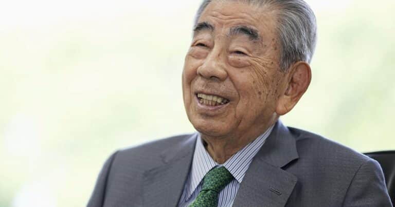 Murió Toshifumi Suzuki: la historia del empresario que popularizó los «konbini» y cambió para siempre los 7-Eleven