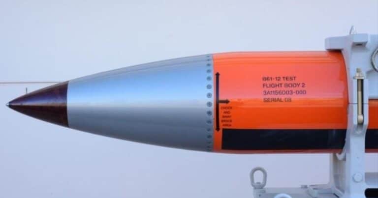 La nueva bomba nuclear de EE.UU. que preocupa a Rusia, China e Irán: es hasta 24 veces más potente que la de Hiroshima