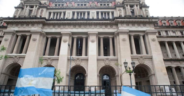 La UBA realizará clases públicas frente a Tribunales para pedir que la Corte Suprema haga cumplir la Ley de Financiamiento Universitario